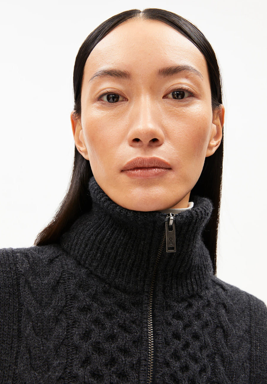 ARMEDANGELS Pullunder OLAIAAS CABLE Organic Wool-Mix