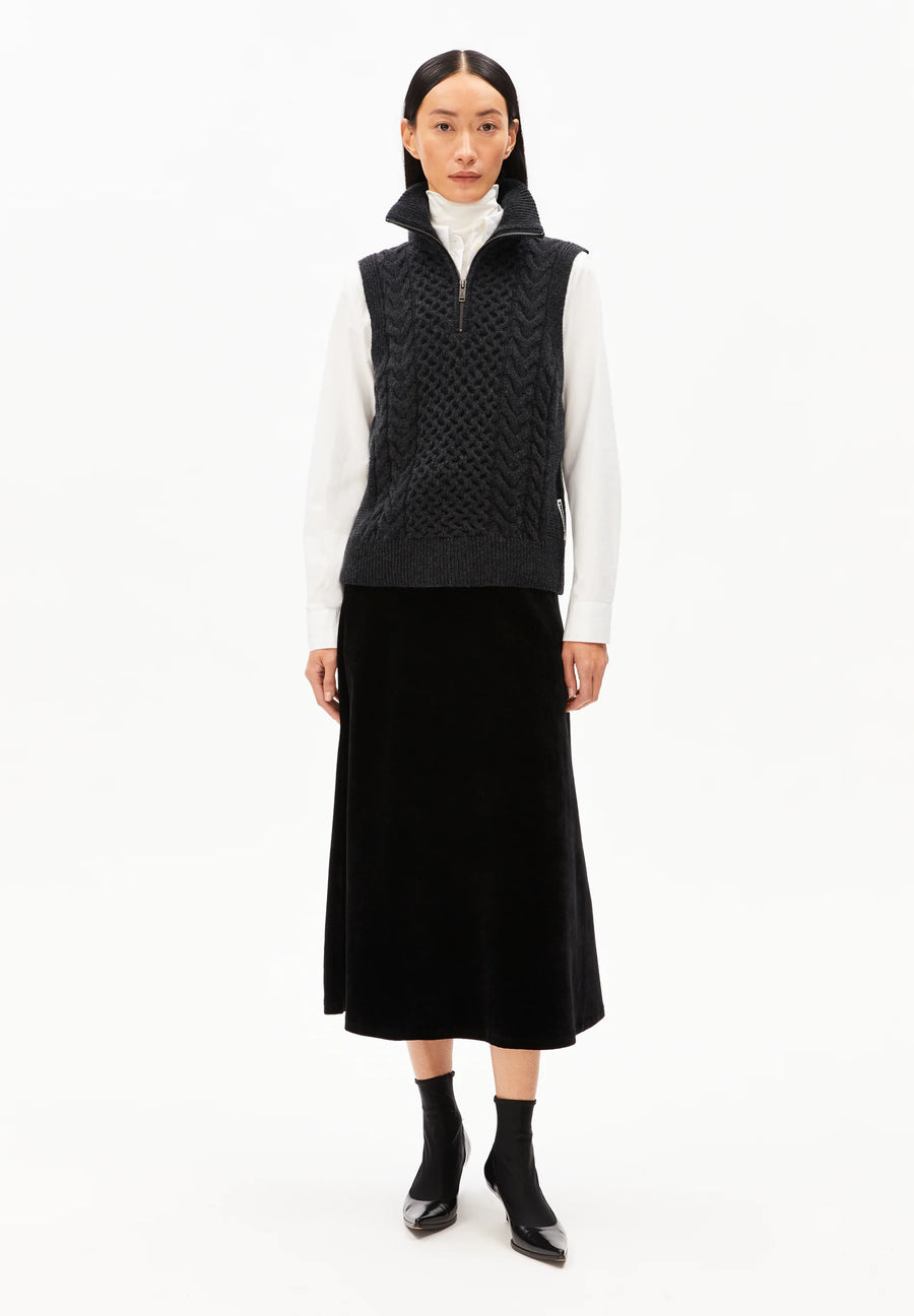 ARMEDANGELS Pullunder OLAIAAS CABLE Organic Wool-Mix