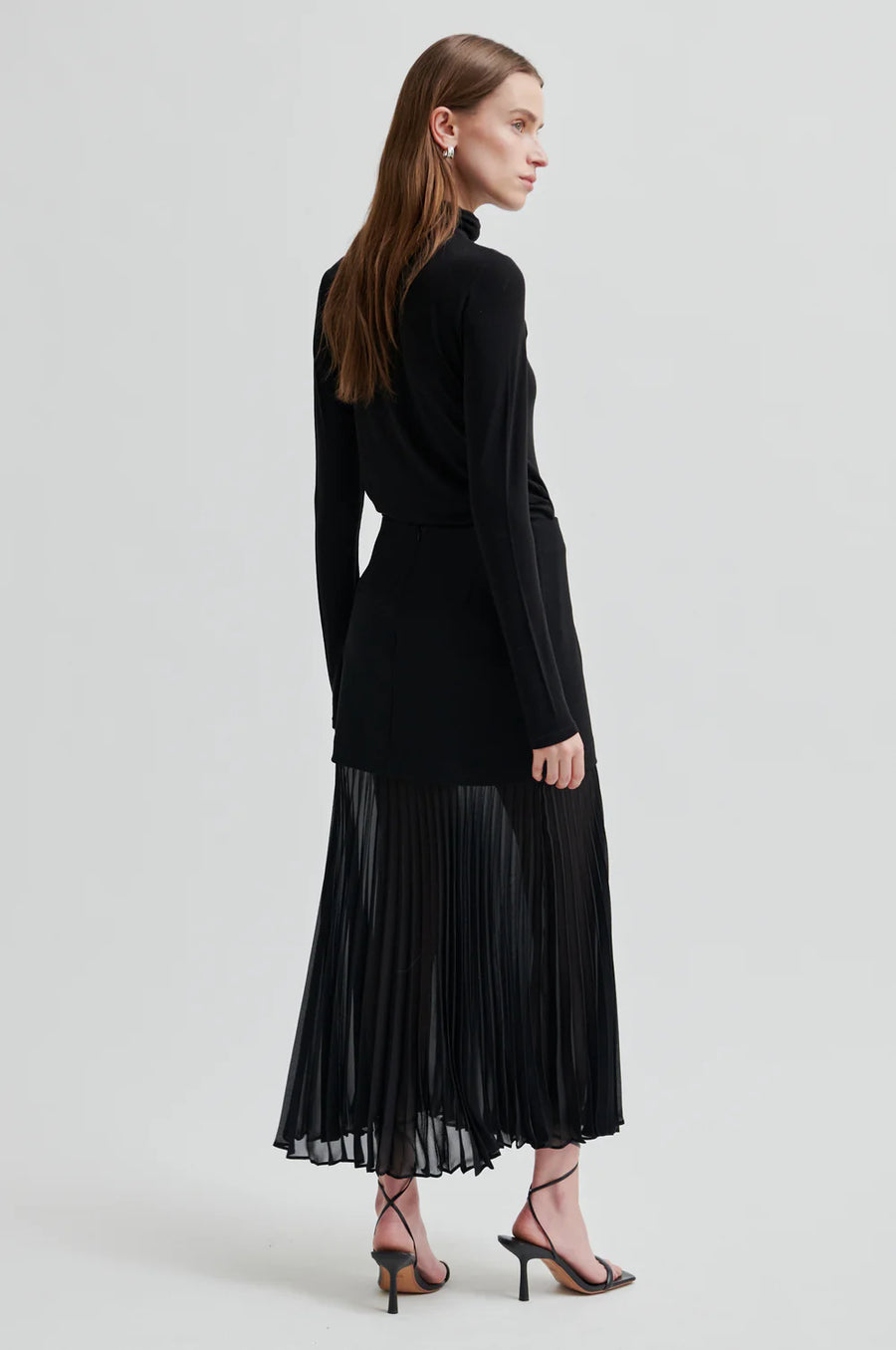 SECOND FEMALE Rock KOA Semitransparent