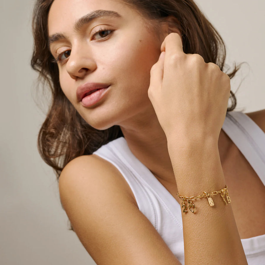 Enamel Copenhagen Armkette MEDIUM CHARM 18k Gold Plated Recycled Silver