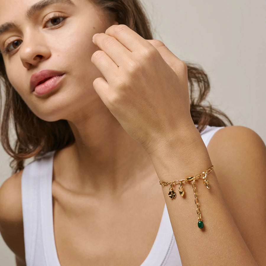 Enamel Copenhagen Armkette MEDIUM CHARM 18k Gold Plated Recycled Silver