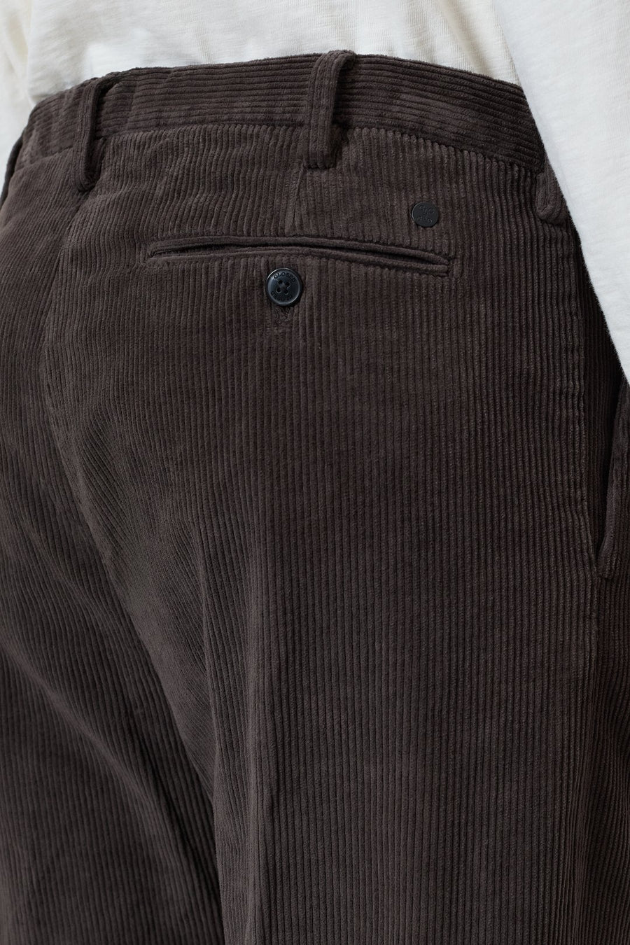 CLOSED Cordhose BERGEN Tapered