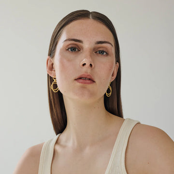 Enamel Copenhagen Ohrringe CARINA 18k Gold Plated Recycled Silver