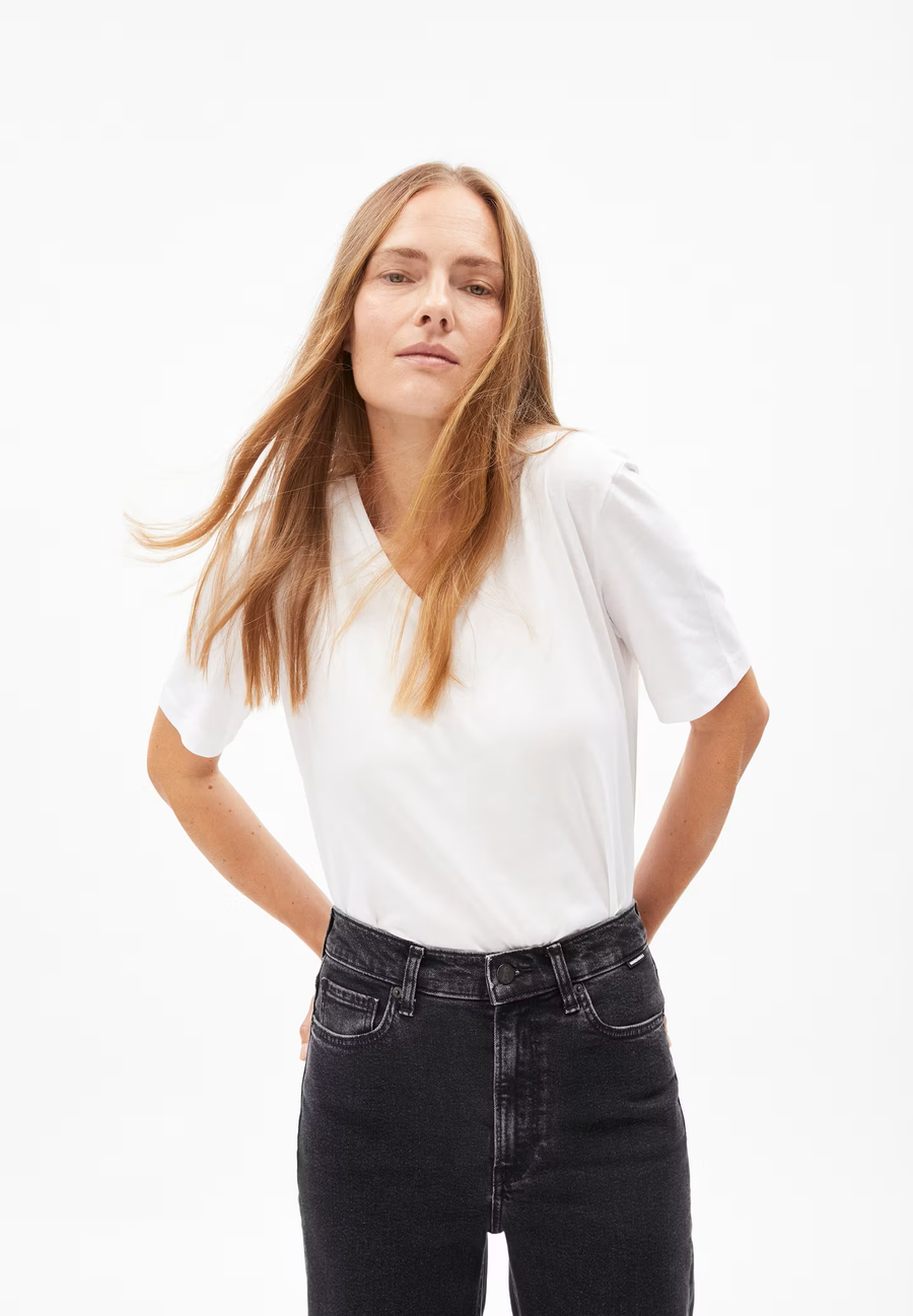 ARMEDANGELS T-Shirt LUALAA V-NECK Organic Cotton